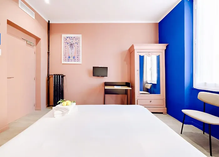 Lemon Hotel 2*