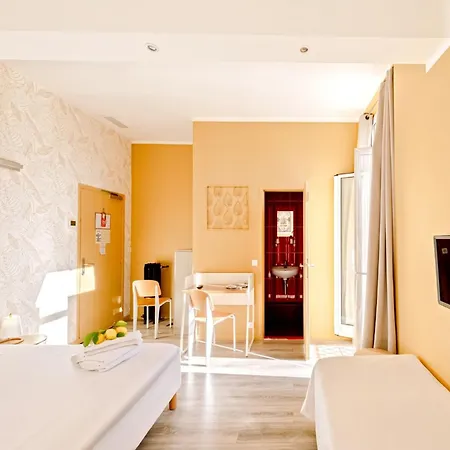Lemon Hotell Menton
