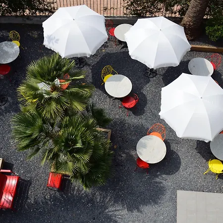 Lemon Hotel 2*