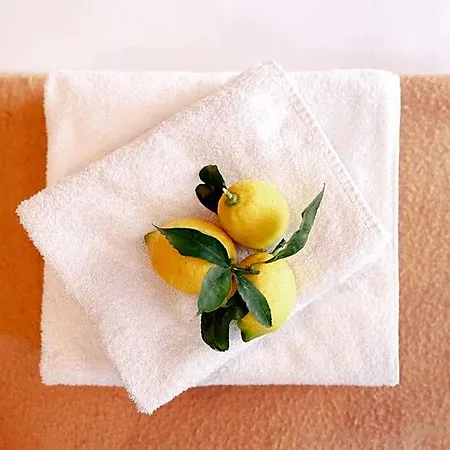 Lemon Hotel 2*